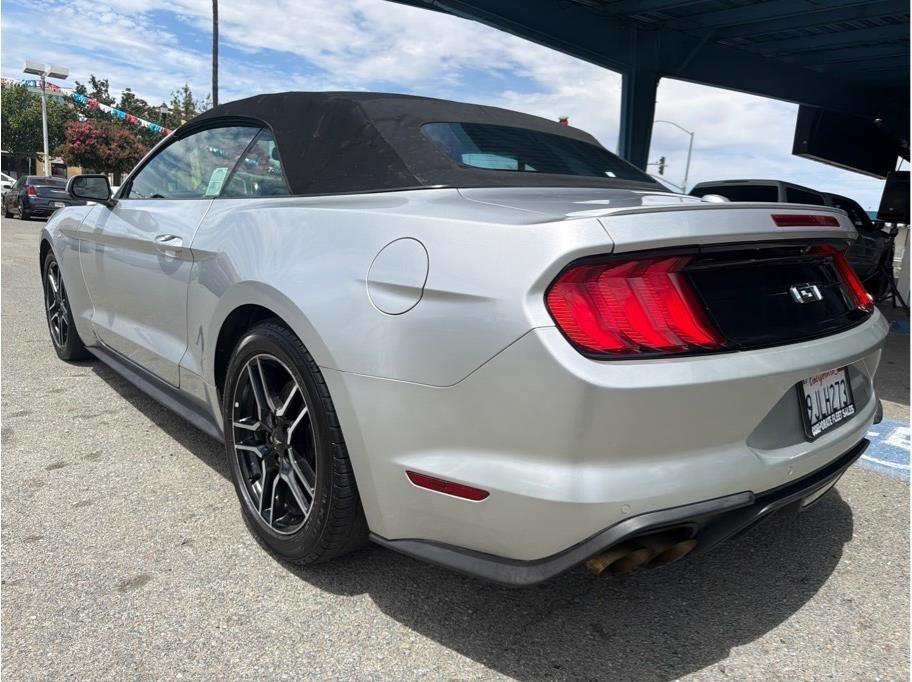 Ford Mustang  2019