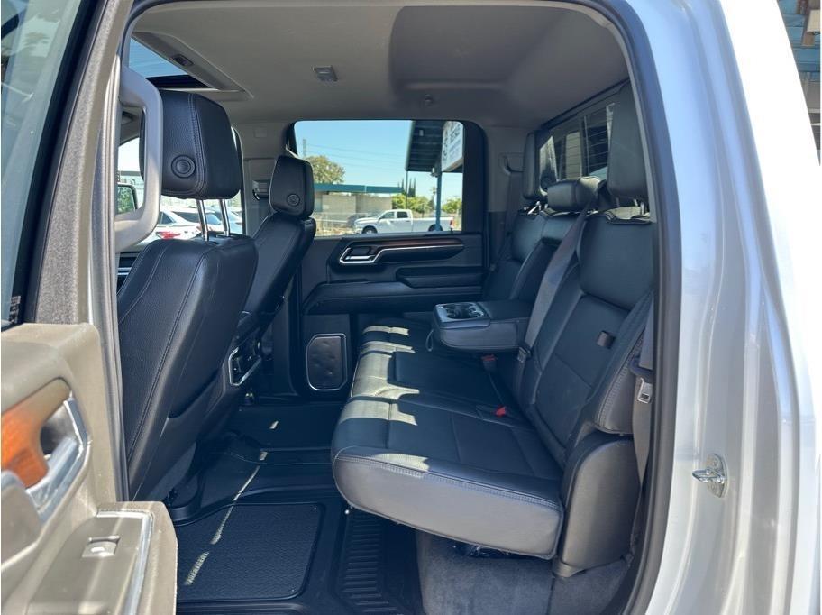 GMC Sierra 2500HD Denali Crew Cab 4WD SB 2024