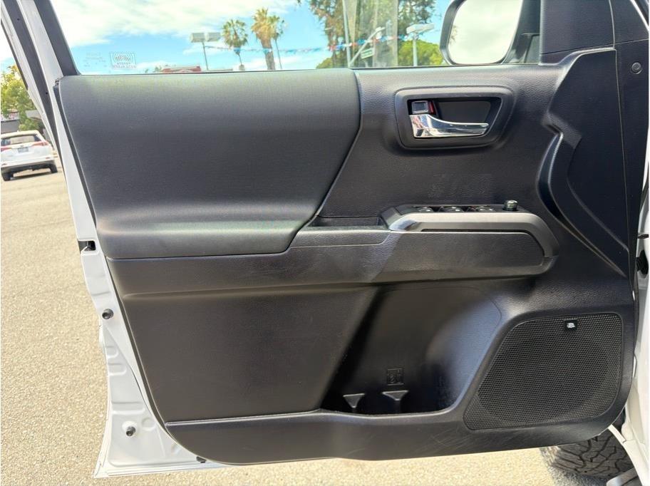Toyota Tacoma SR5 Double Cab Long Bed V6 6AT 4WD 2020