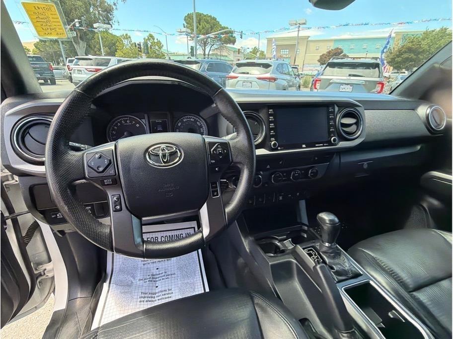 Toyota Tacoma SR5 Double Cab Long Bed V6 6AT 4WD 2020