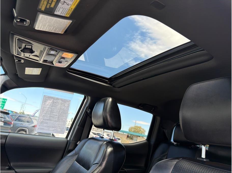 Toyota Tacoma SR5 Double Cab Long Bed V6 6AT 4WD 2020