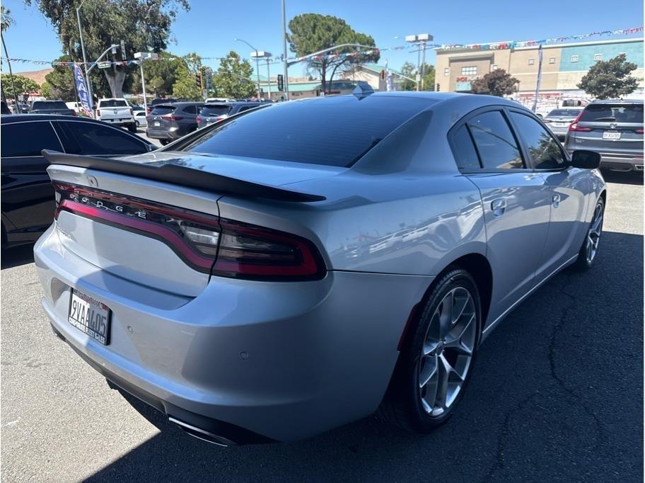 Dodge Charger SXT 2021