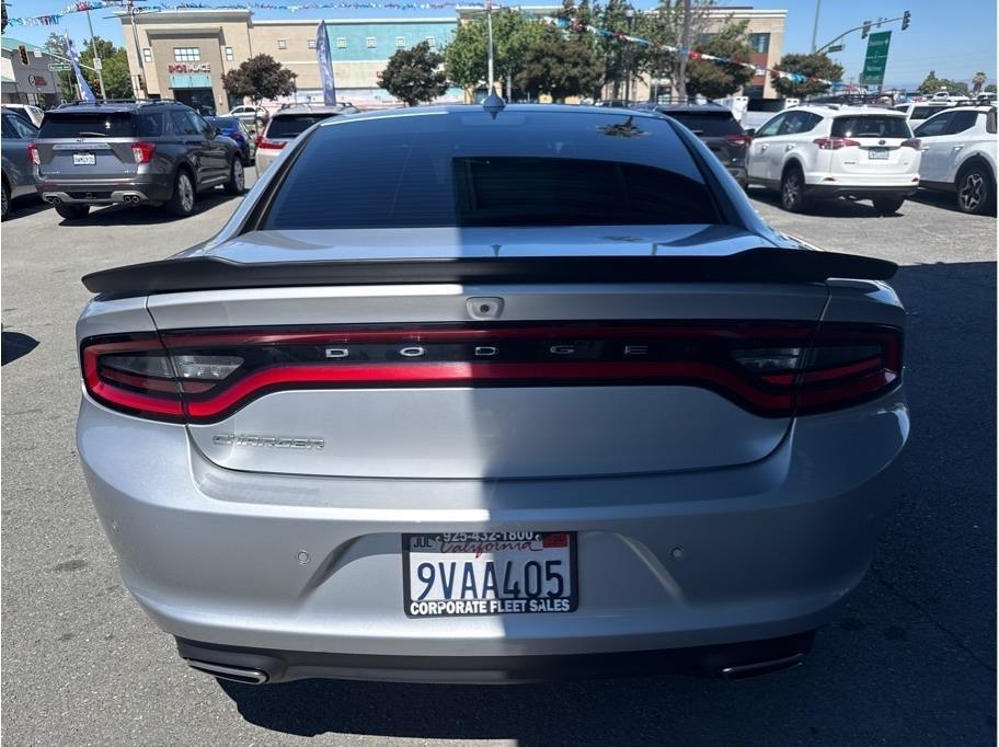 Dodge Charger SXT 2021