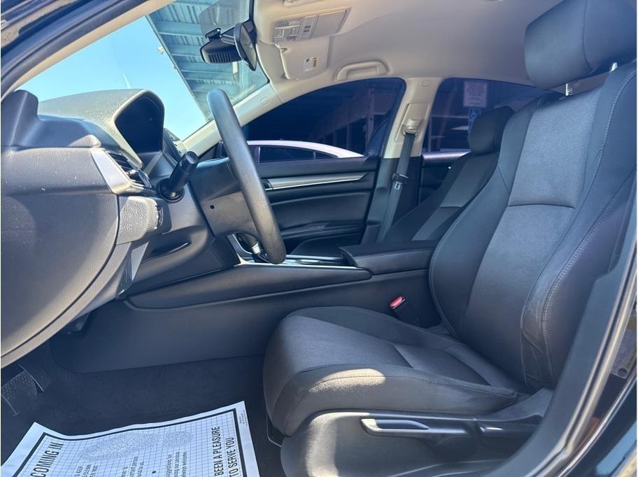 Honda Accord LX CVT 2020