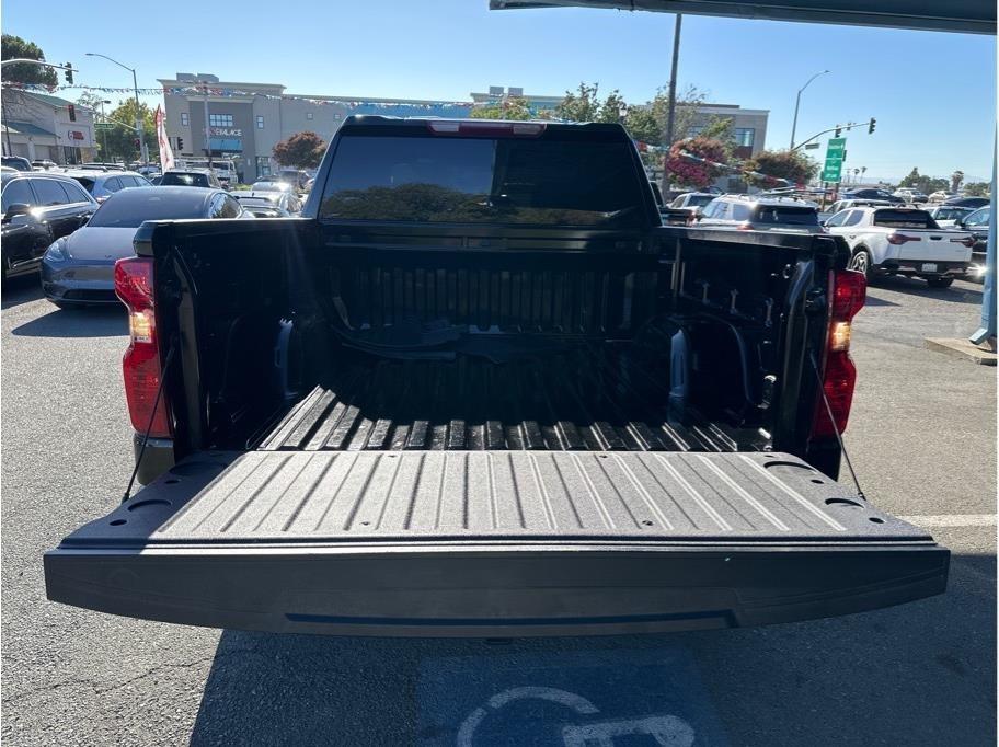 Chevrolet Silverado 1500 Crew Cab  2024
