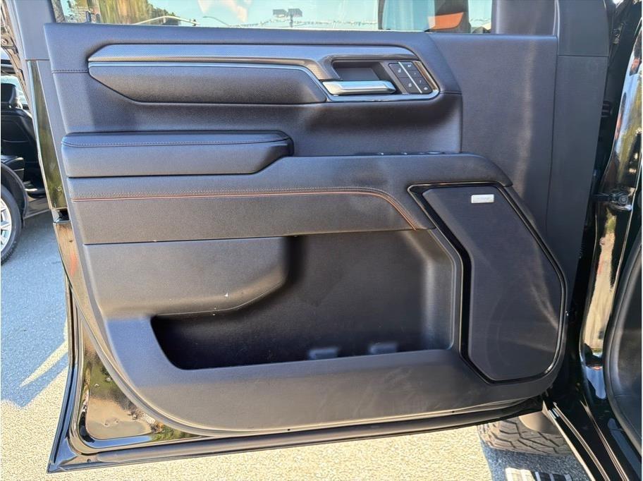 GMC Sierra 2500HD AT4 Crew Cab 4WD 2024