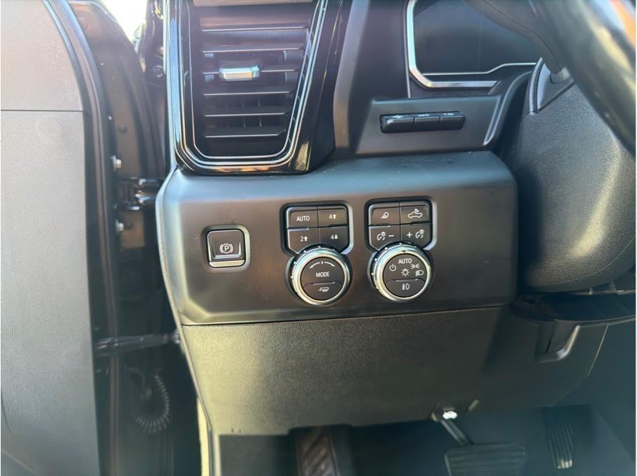 GMC Sierra 2500HD AT4 Crew Cab 4WD 2024