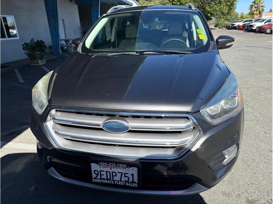 Ford Escape Titanium 4WD 2017