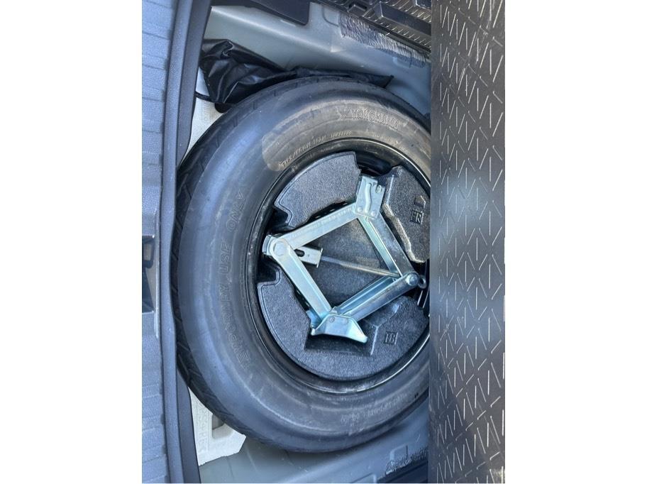 Toyota RAV4 XLE Premium 2019