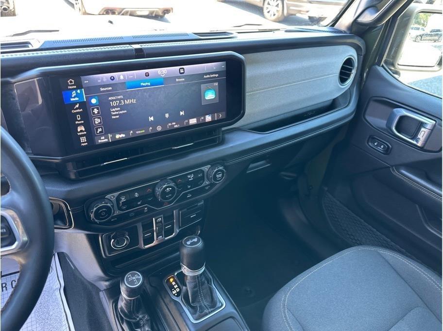 Jeep Wrangler 4xe Sahara 2024