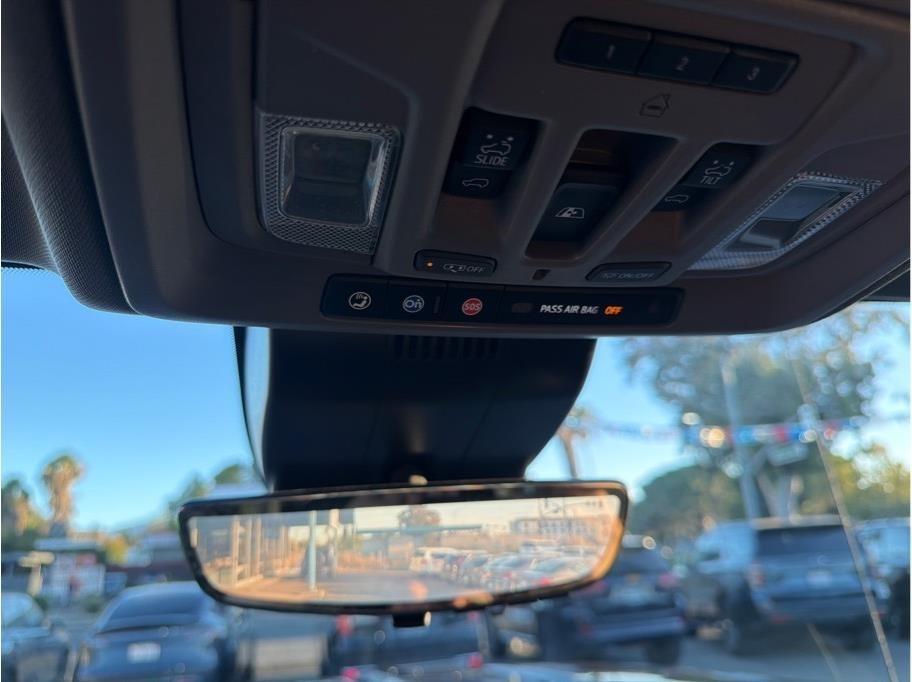 GMC Sierra 3500HD Denali Crew Cab 4WD 2024
