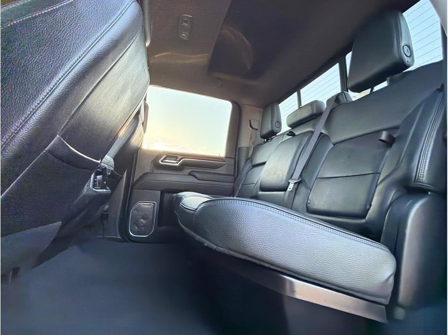 GMC Sierra 3500HD Denali Crew Cab 4WD 2024