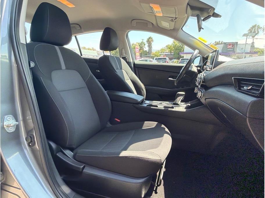 Nissan Sentra SV 2022