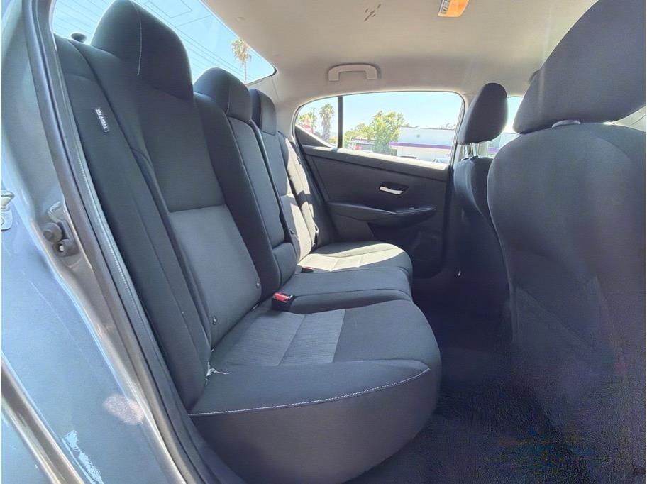 Nissan Sentra SV 2022