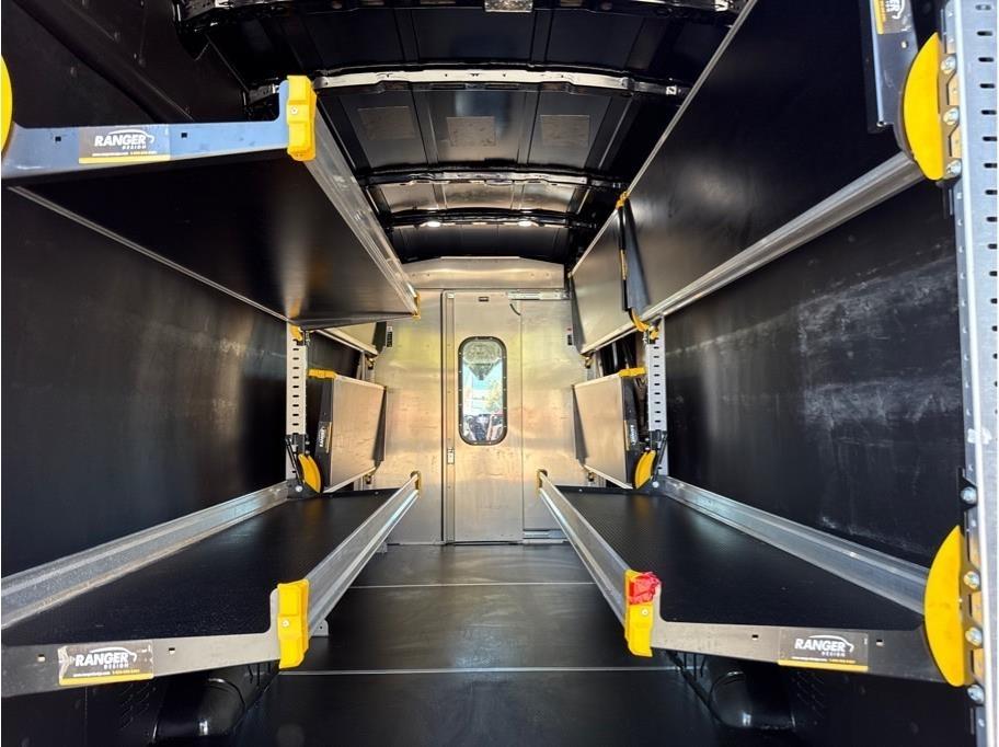 Ford Transit 250 Van High Roof w/Sliding Pass. 148-in. WB EL 2023