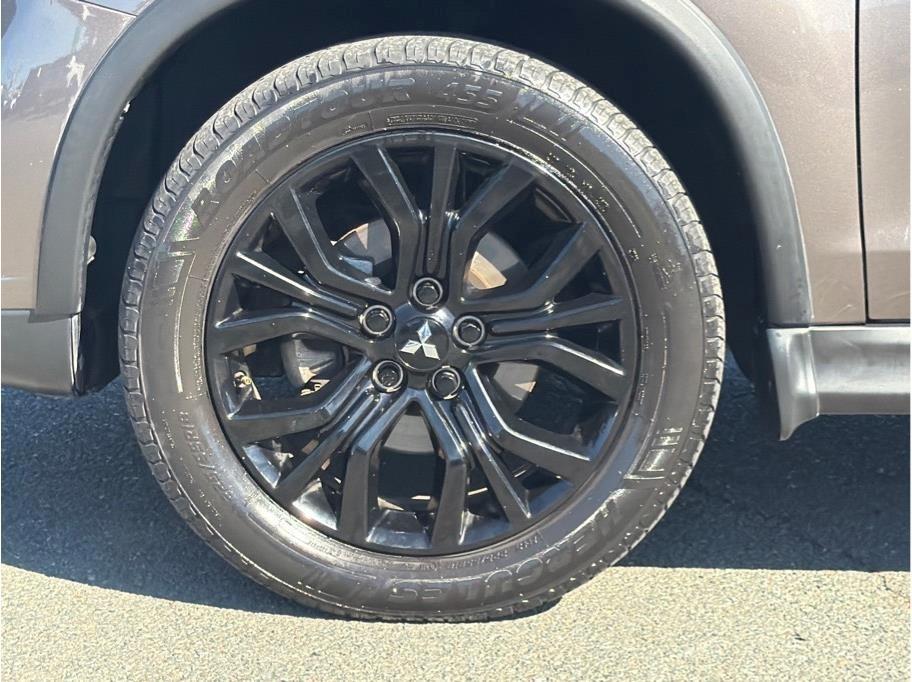Mitsubishi Outlander Sport 2.0 ES 5M 2018
