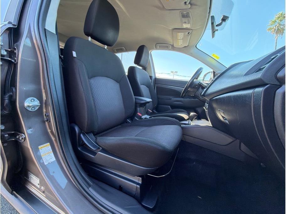 Mitsubishi Outlander Sport 2.0 ES 5M 2018