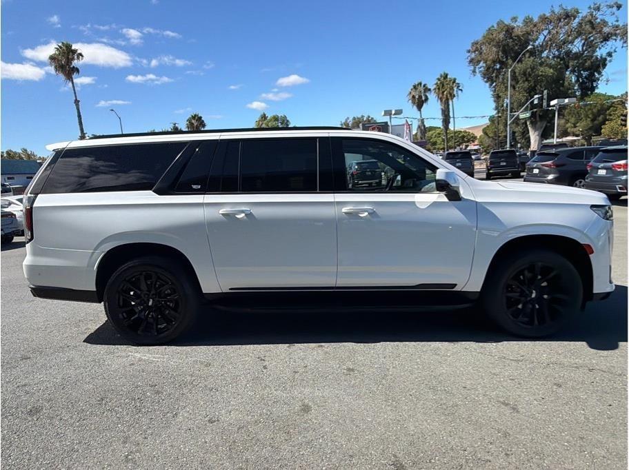 Cadillac Escalade ESV Sport AWD 2023