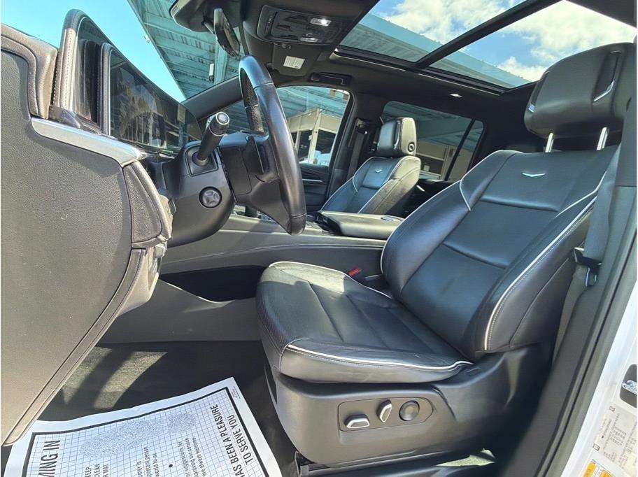 Cadillac Escalade ESV Sport AWD 2023