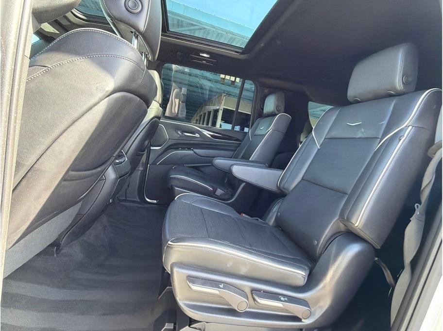 Cadillac Escalade ESV Sport AWD 2023