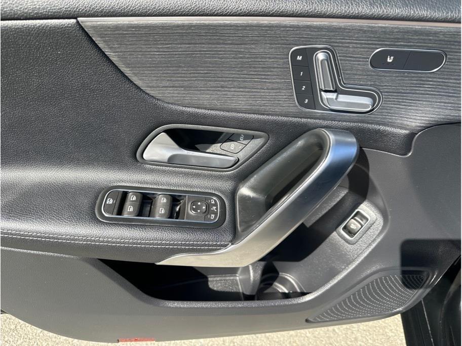 Mercedes-Benz A-Class A 220 4MATIC 2021