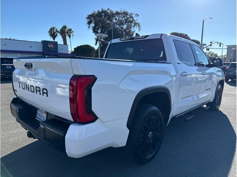 Toyota Tundra Limited CrewMax 4WD 2024