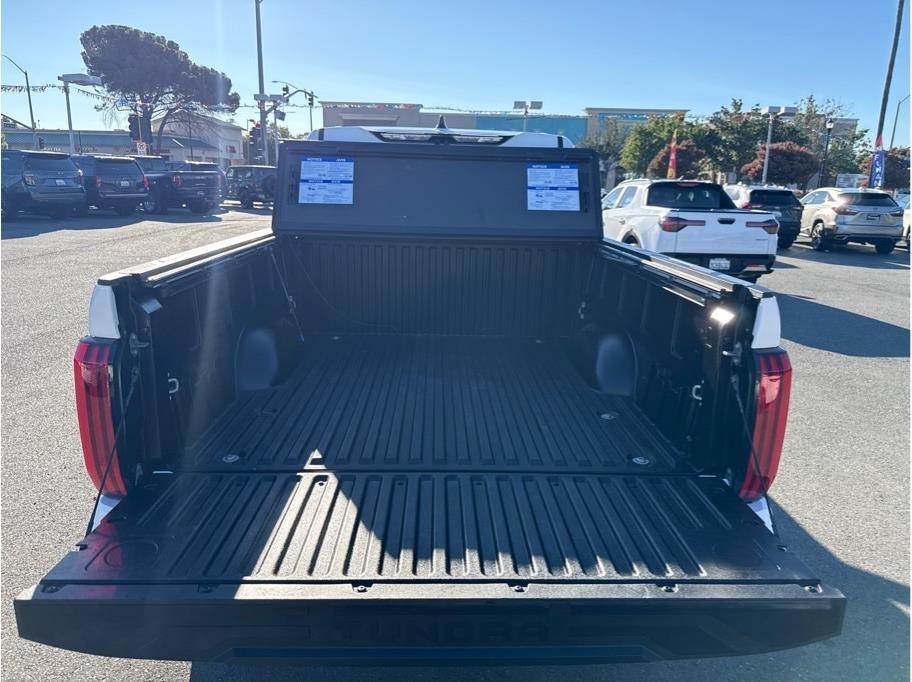 Toyota Tundra Limited CrewMax 4WD 2024