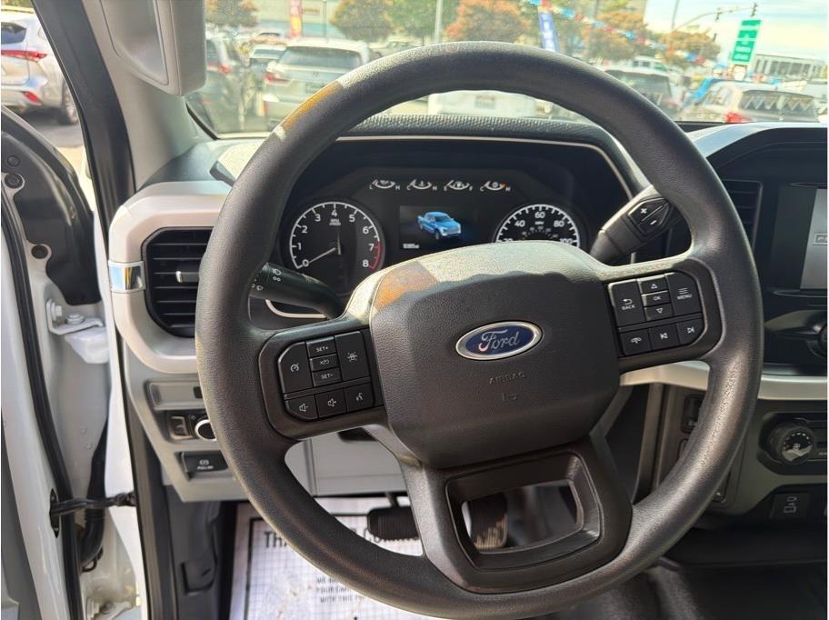 Ford F-150 XL SuperCrew 5.5-ft. Bed 4WD 2023
