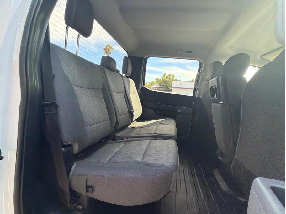 Ford F-150 XL SuperCrew 5.5-ft. Bed 4WD 2023