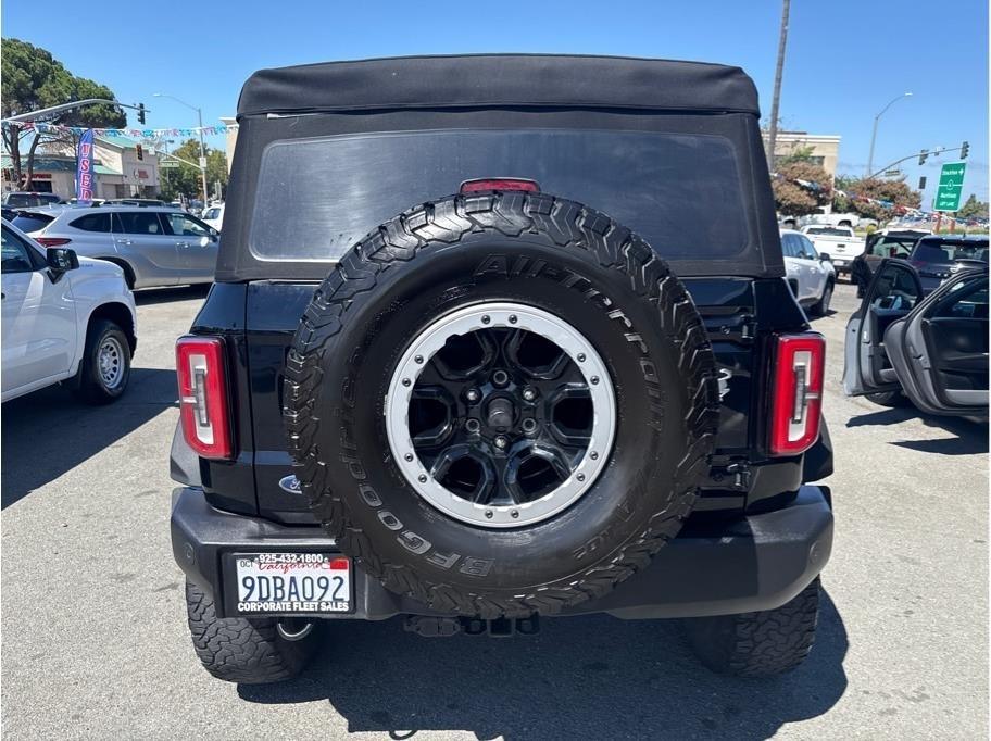 Ford Bronco Outer Banks 4-Door w/Advanced 2022