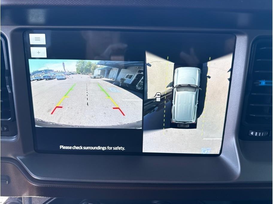 Ford Bronco Outer Banks 4-Door w/Advanced 2022