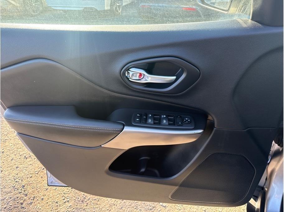 Jeep Cherokee Latitude 4WD 2019