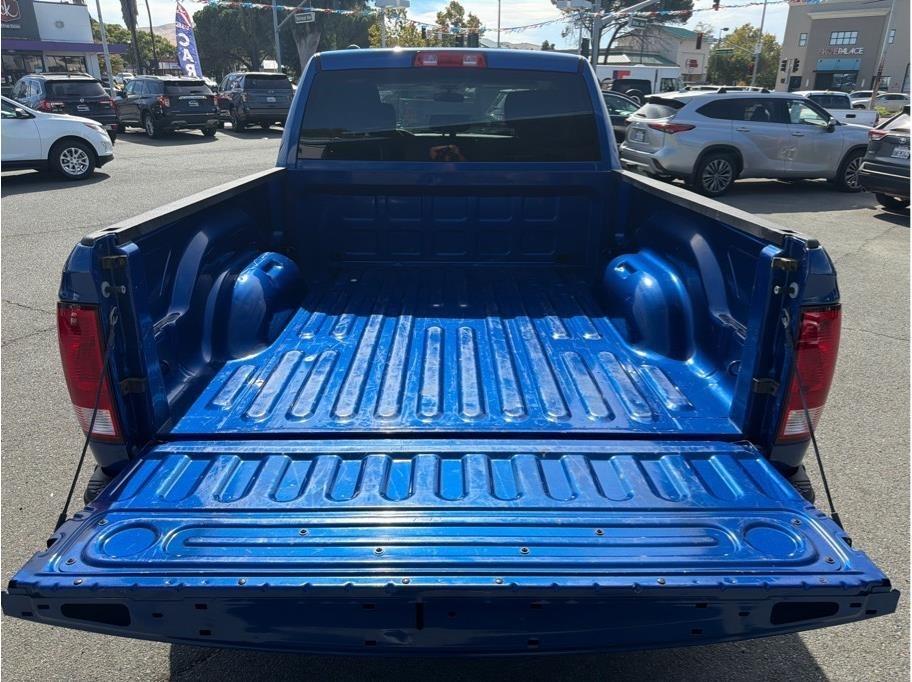 RAM 1500 Classic Tradesman Quad Cab 2WD 2019