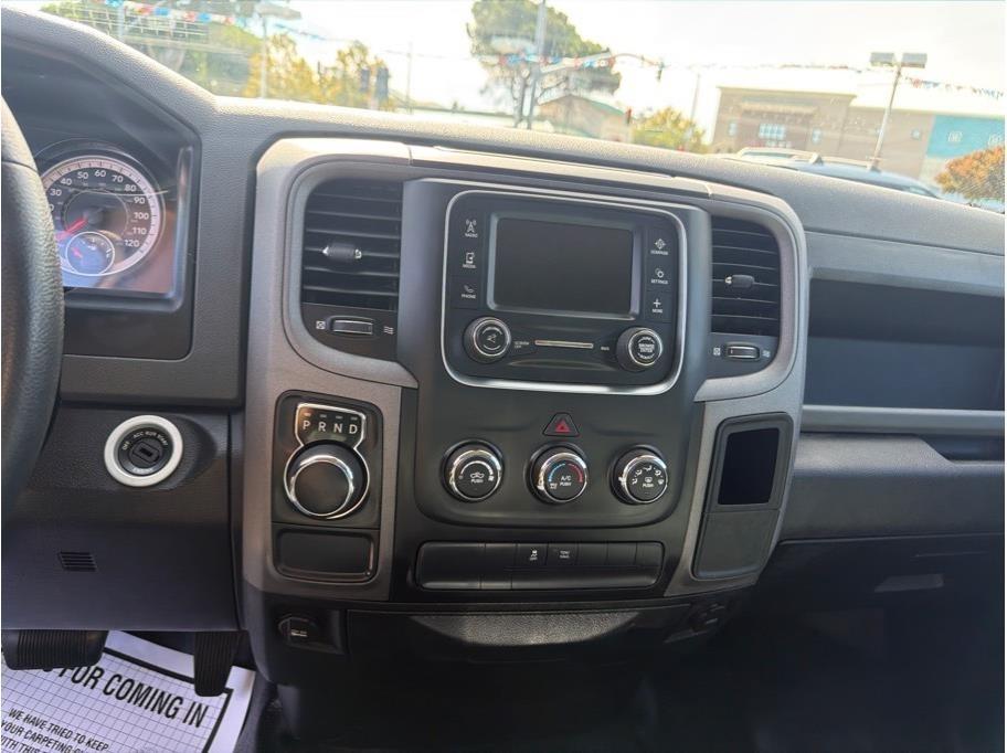 RAM 1500 Classic Tradesman Quad Cab 2WD 2019