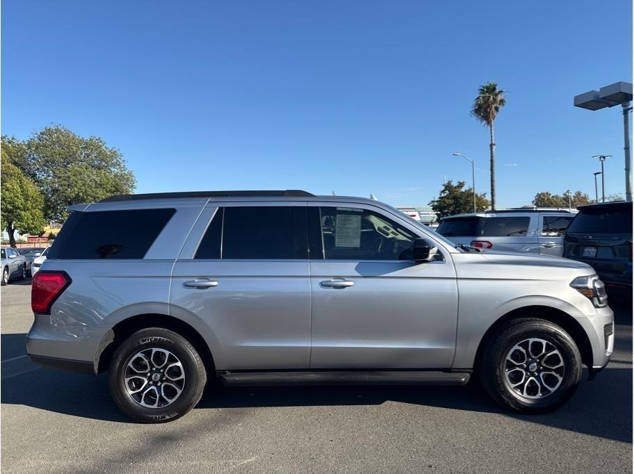 Ford Expedition XL 4WD 2023