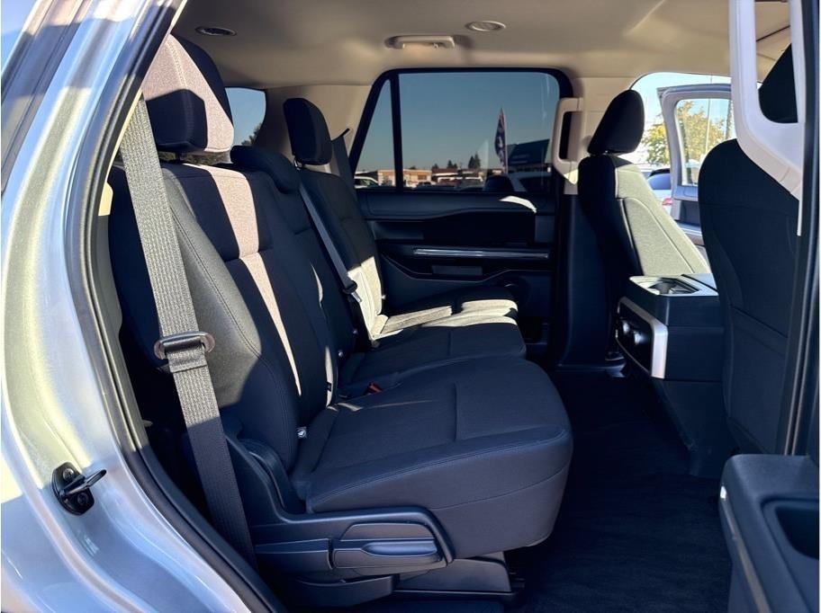 Ford Expedition XL 4WD 2023