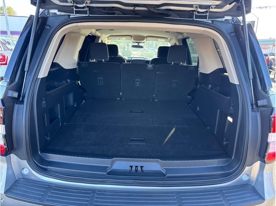 Ford Expedition XL 4WD 2023