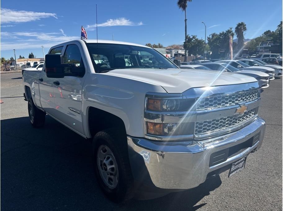 Chevrolet Silverado 2500HD Work Truck Crew Cab Long Box 4WD 2019