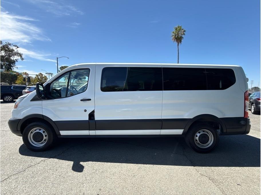 Ford Transit 350 Wagon Low Roof XL 60/40 Pass. 148-in. WB 2018