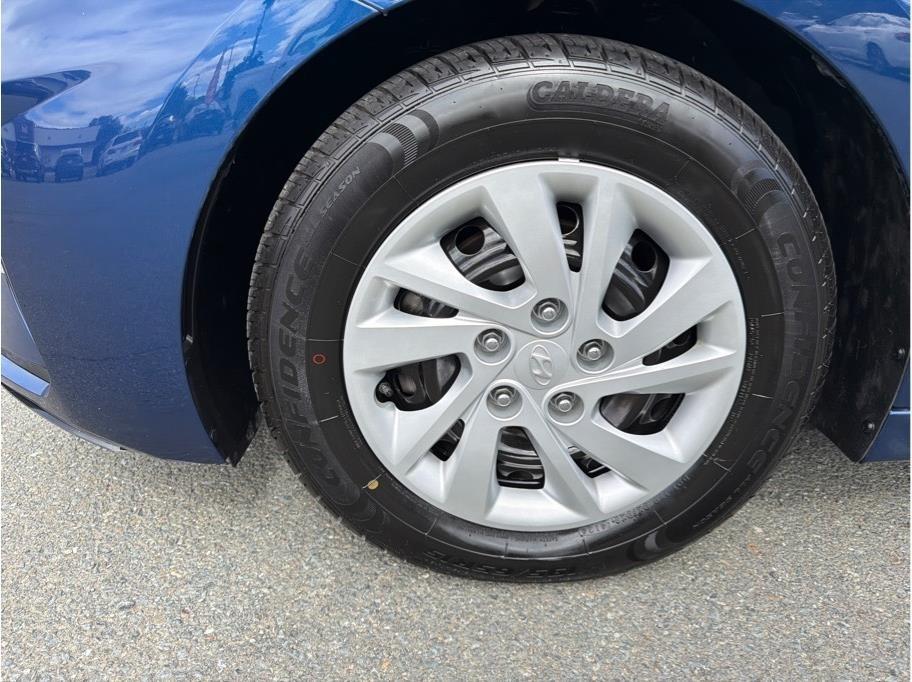 Hyundai Elantra SE 6M 2020