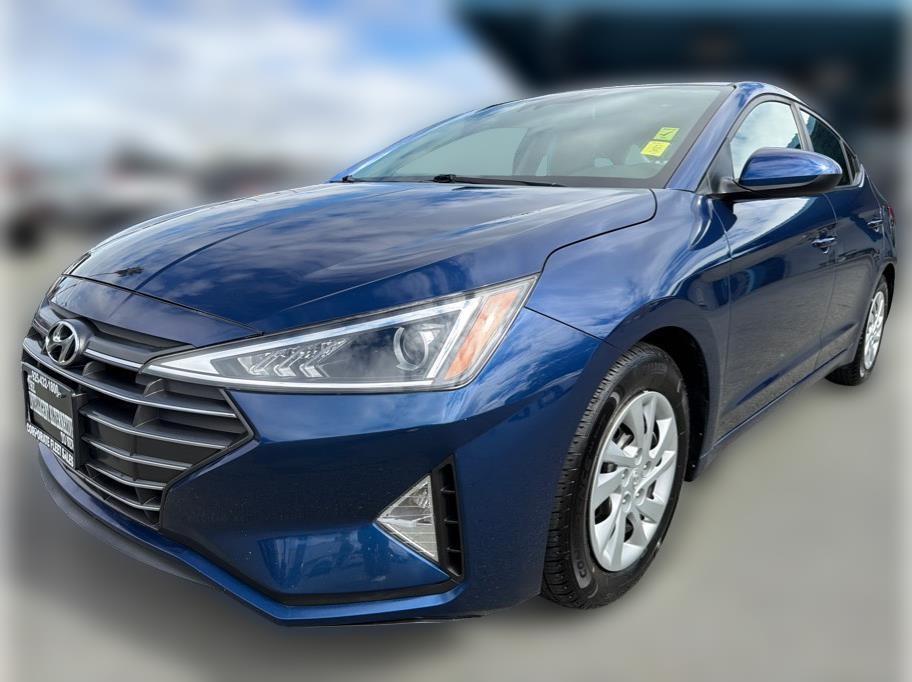 Hyundai Elantra SE 6M 2020
