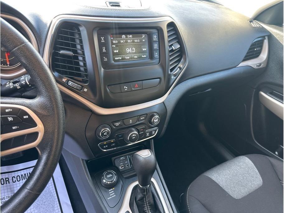 Jeep Cherokee Latitude 4WD 2018