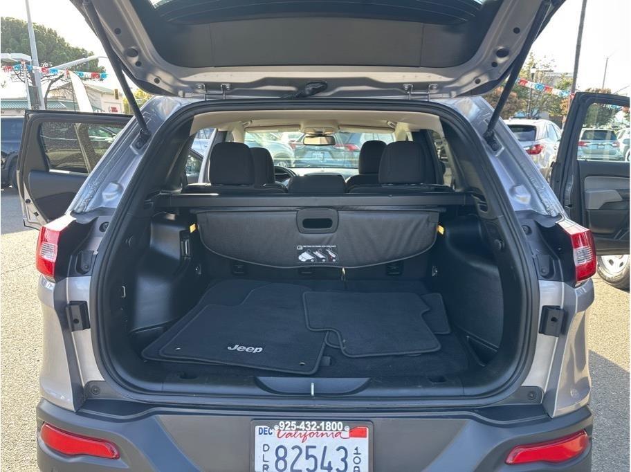 Jeep Cherokee Latitude 4WD 2018