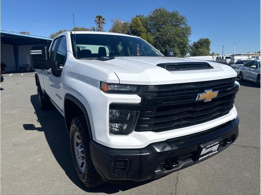 Chevrolet Silverado 3500HD Work Truck Double Cab 4WD 2024