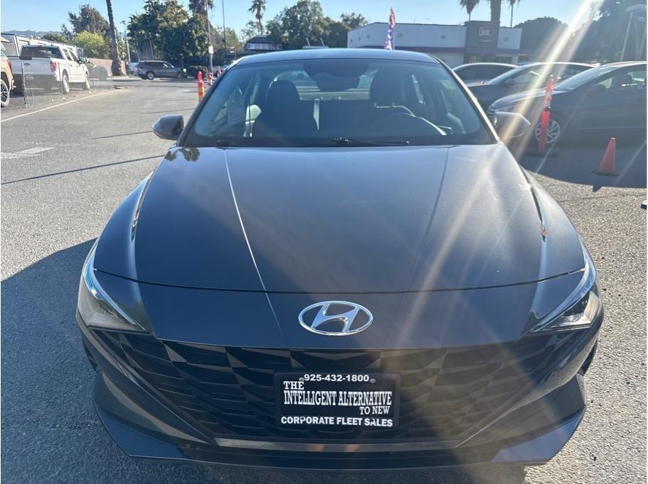 Hyundai Elantra SE 2023