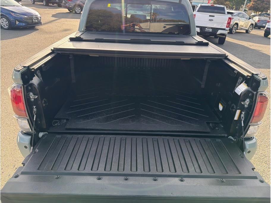 Toyota Tacoma SR5 Double Cab Long Bed V6 6AT 4WD 2021