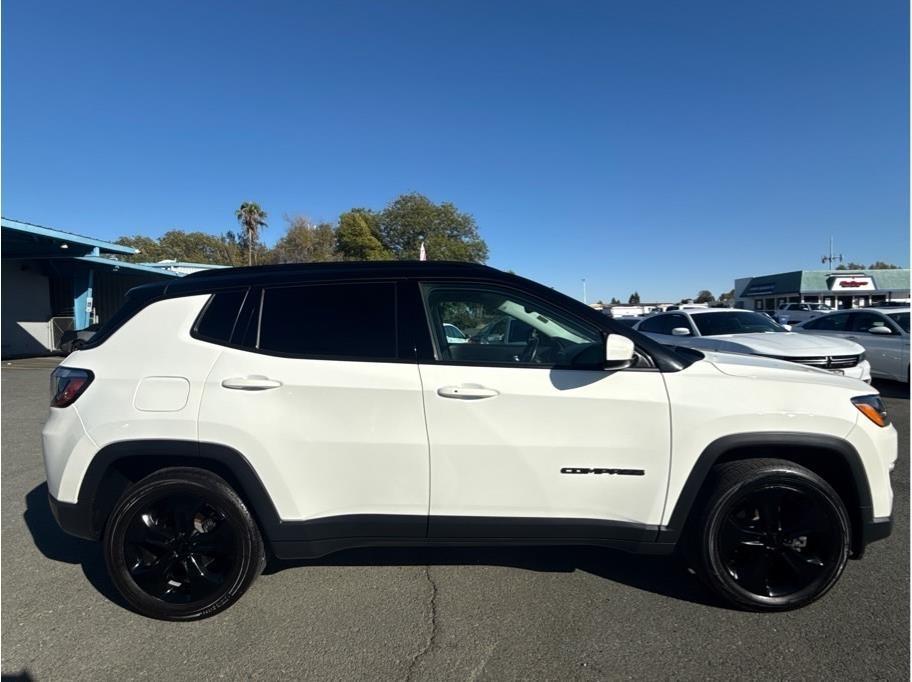 Jeep Compass Latitude FWD 2019