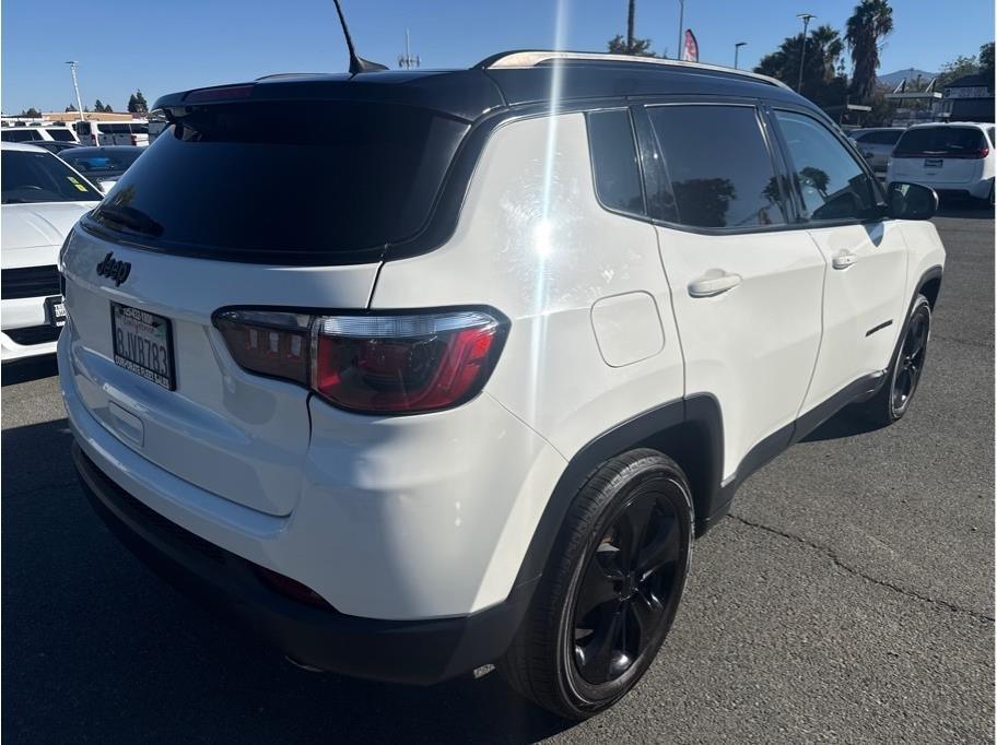 Jeep Compass Latitude FWD 2019
