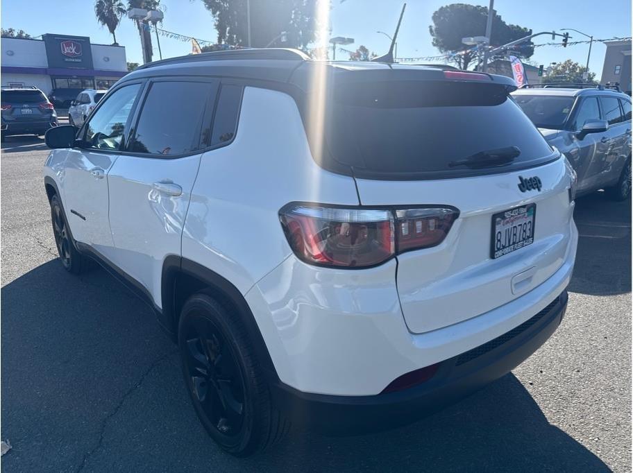 Jeep Compass Latitude FWD 2019