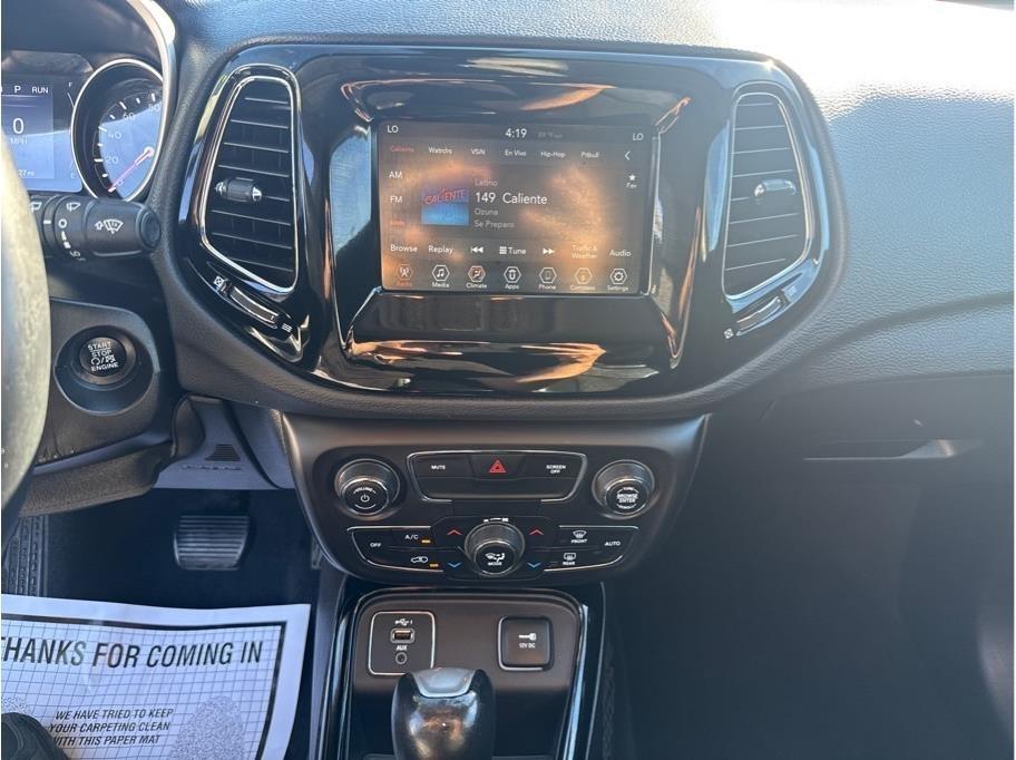 Jeep Compass Latitude FWD 2019